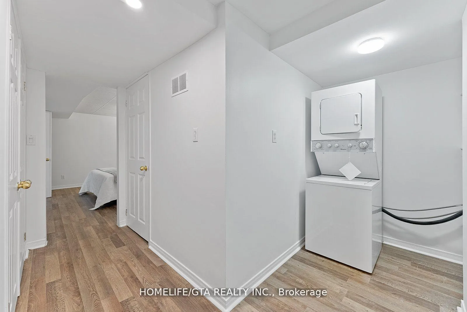 Photo 33 of 264 Stonebridge Drive, Markham, Berczy — HOMEH