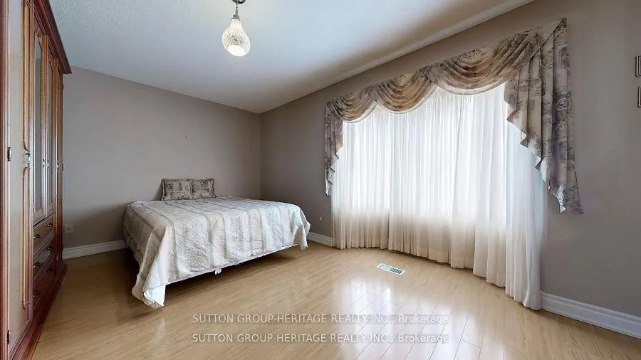 Photo 19 of 1452 Sandhurst Crescent, Pickering, Highbush — HOMEH