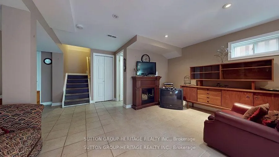 Photo 30 of 1452 Sandhurst Crescent, Pickering, Highbush — HOMEH