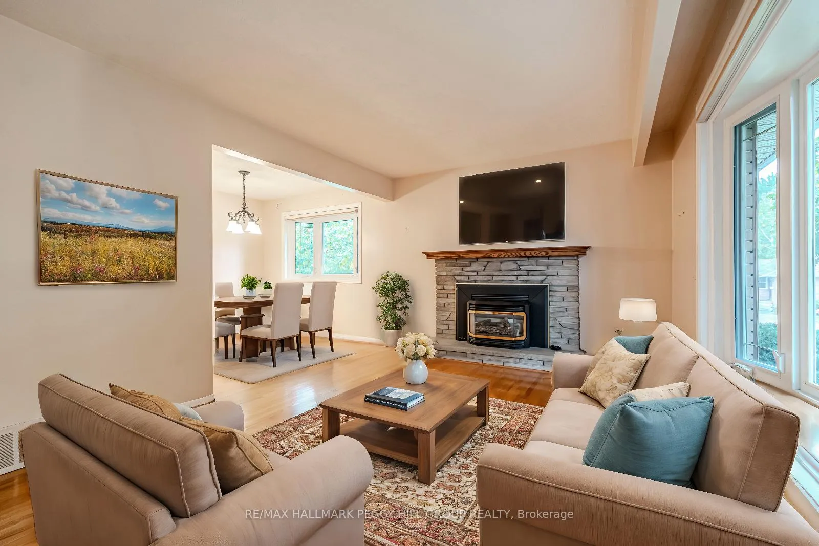 Photo 3 of 3 Pratt Road, Barrie, Wellington — HOMEH