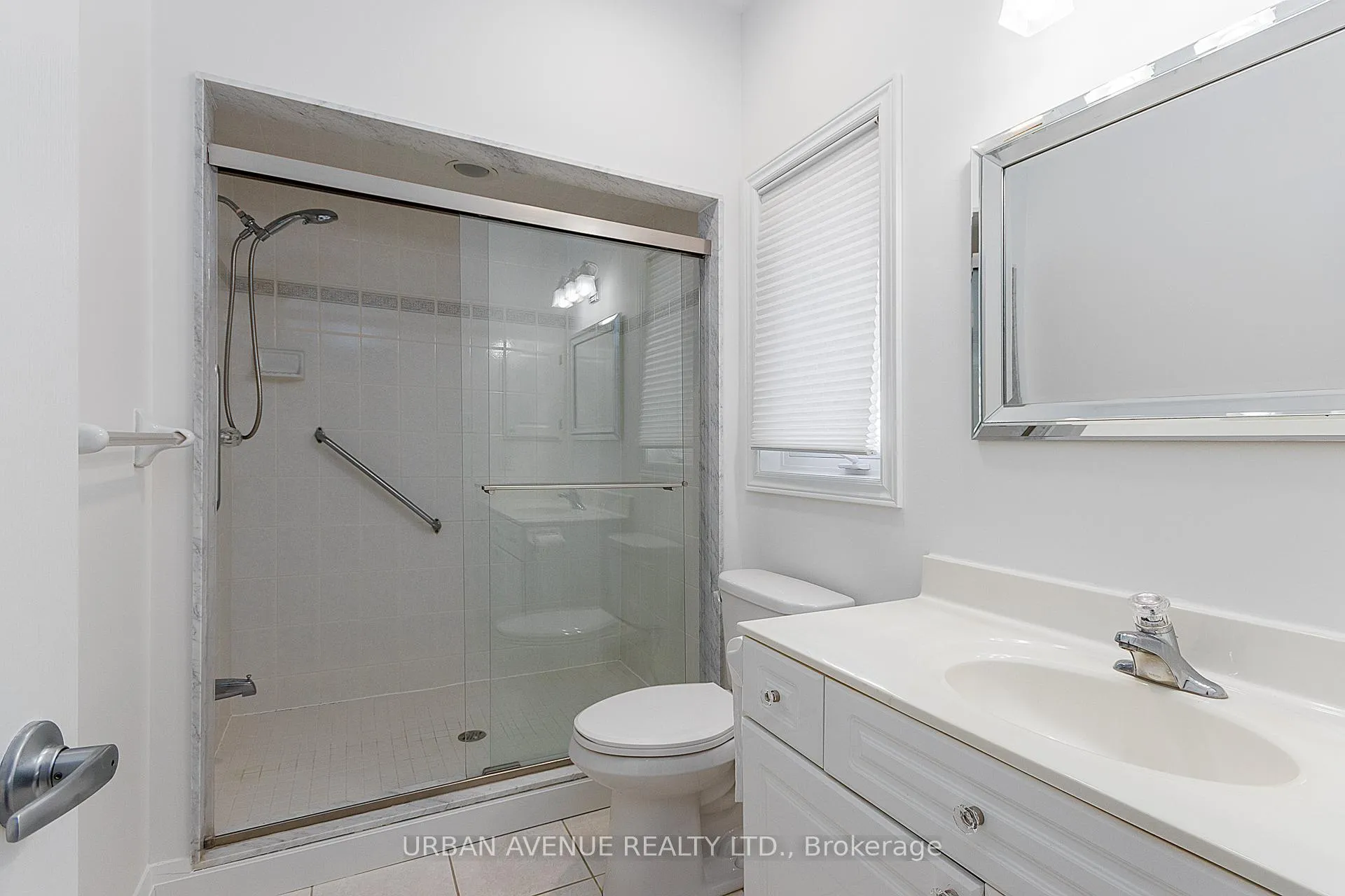 Photo 9 of 363 Waterbury Crescent, Scugog, Port Perry — HOMEH