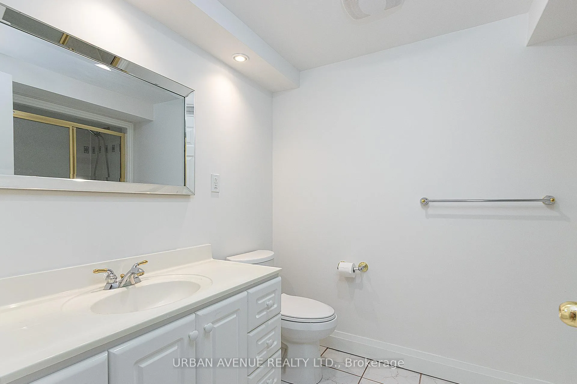 Photo 17 of 363 Waterbury Crescent, Scugog, Port Perry — HOMEH