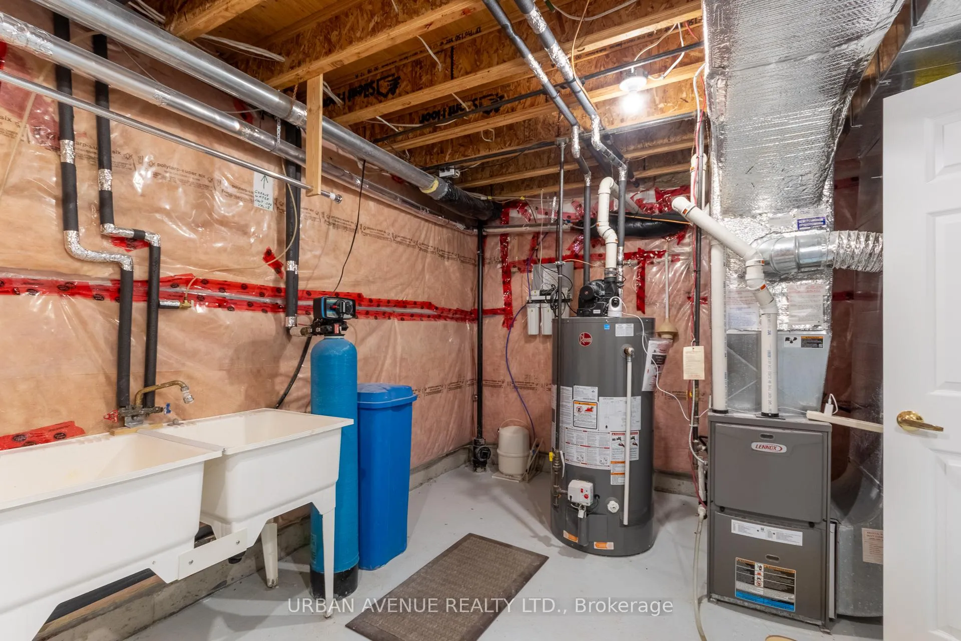 Photo 25 of 363 Waterbury Crescent, Scugog, Port Perry — HOMEH