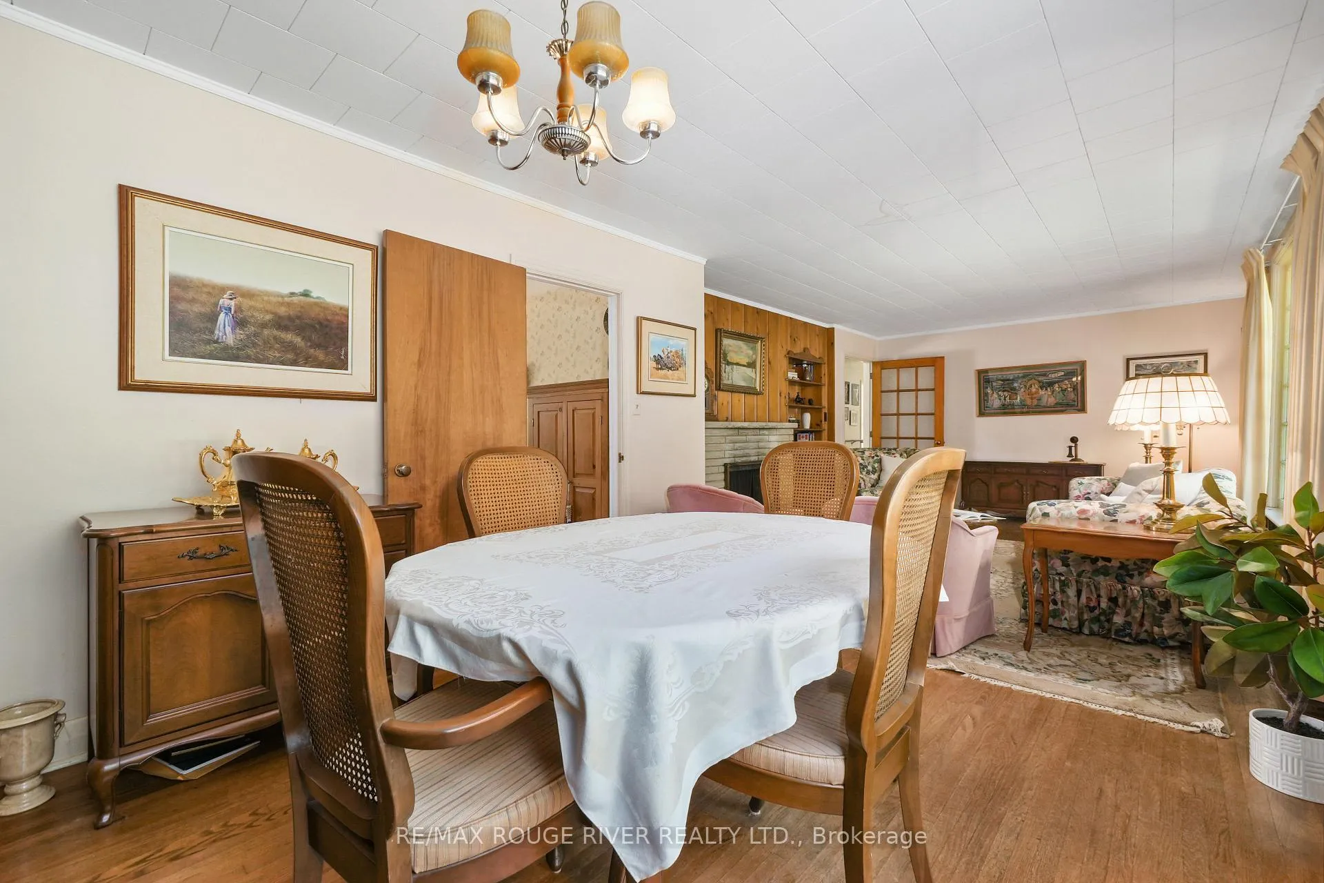 Photo 21 of Unit B, 5250 County Rd 45, Hamilton Township, Baltimore — HOMEH