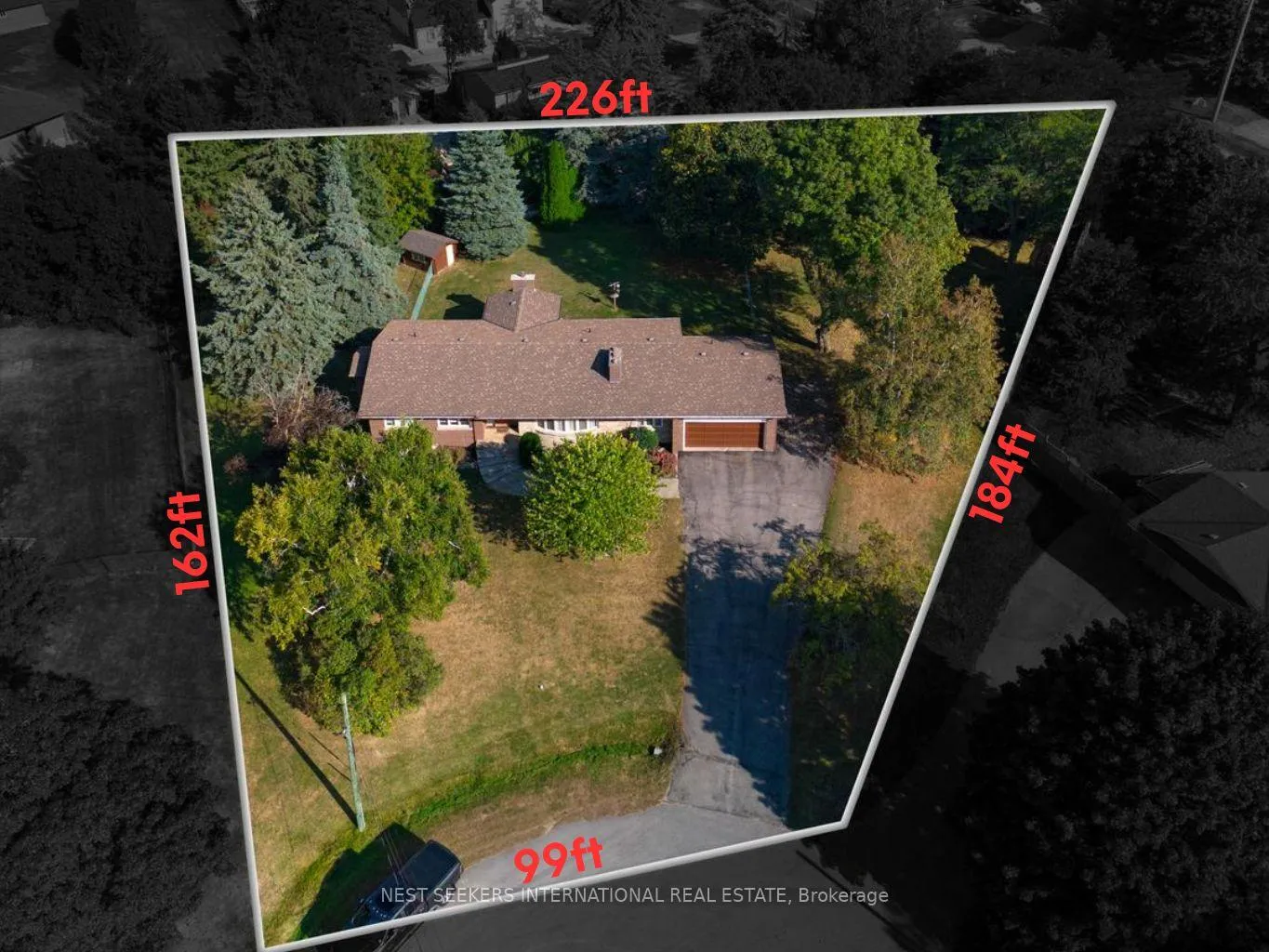 Photo 2 of 27 Noblewood Drive, King, Nobleton — HOMEH