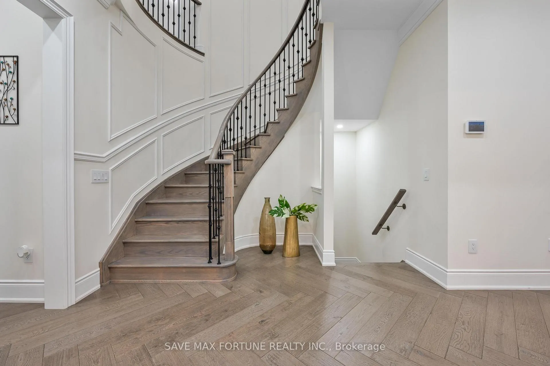 Photo 21 of 22 Pellegrini Dr E, Vaughan, Kleinburg — HOMEH