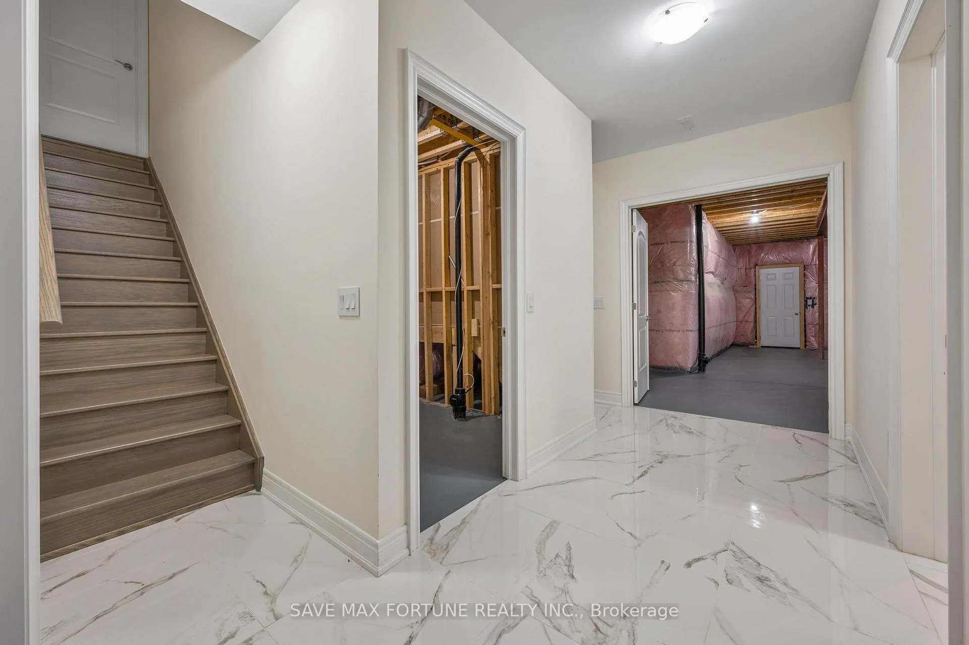 Photo 35 of 22 Pellegrini Dr E, Vaughan, Kleinburg — HOMEH