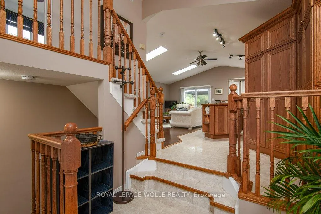 Photo 6 of 323 Pastern Trail, Waterloo — HOMEH