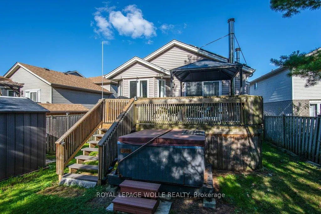 Photo 34 of 323 Pastern Trail, Waterloo — HOMEH