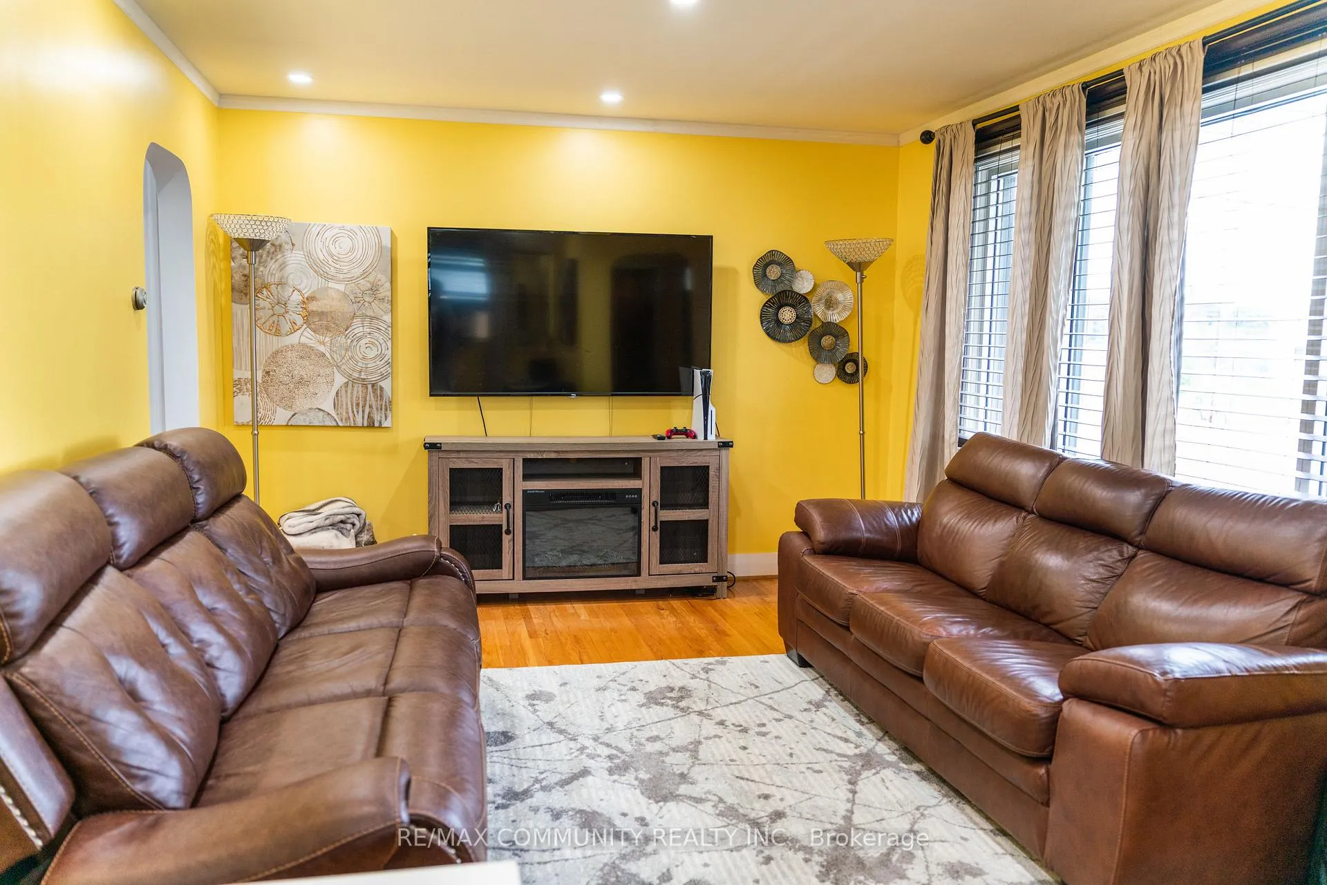 Photo 7 of 583 Burnham Street, Cobourg — HOMEH