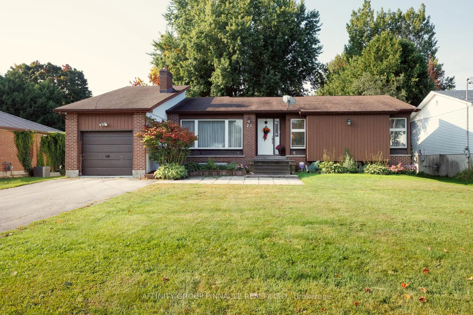 Photo 1 of 71 Fifth Street, Brock, Beaverton — HOMEH
