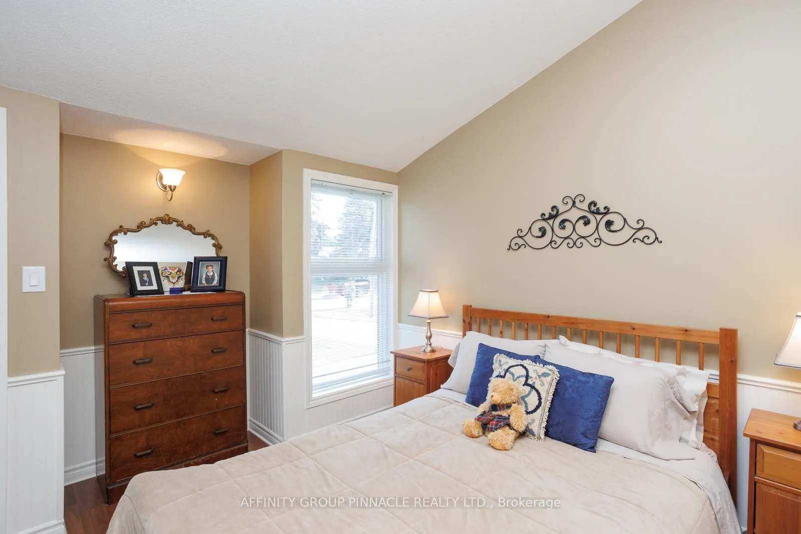 Photo 16 of 71 Fifth Street, Brock, Beaverton — HOMEH
