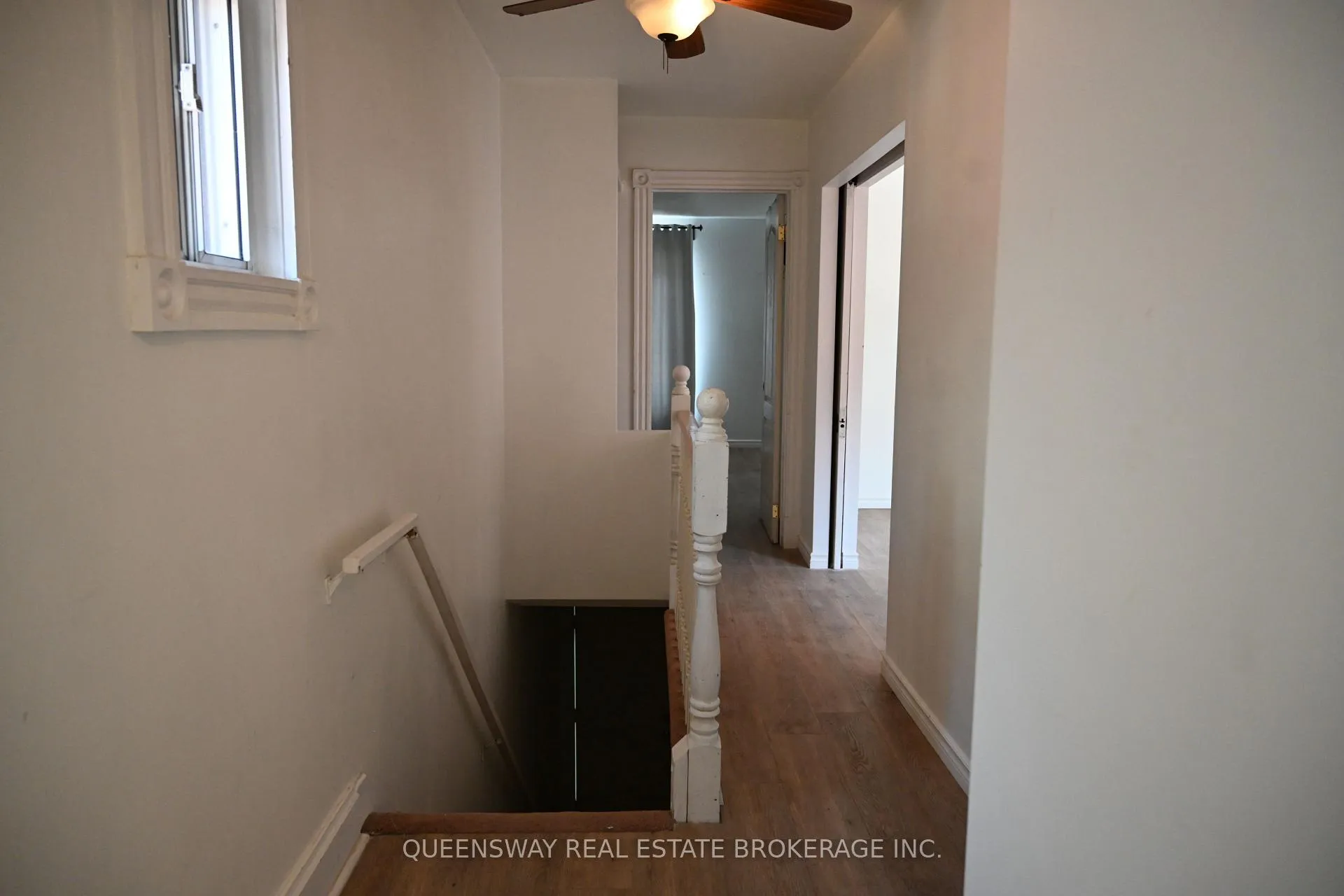 Photo 4 of 21 Kinrade Avenue, Hamilton, Gibson — HOMEH