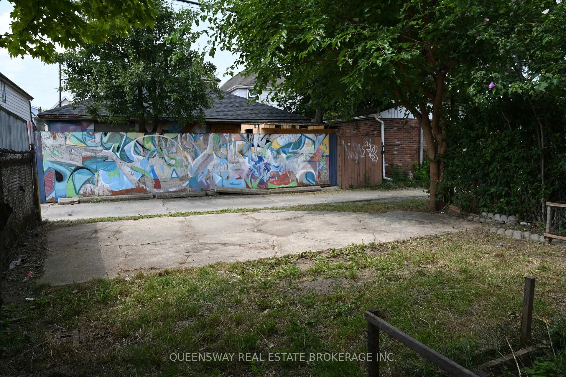 Photo 37 of 21 Kinrade Avenue, Hamilton, Gibson — HOMEH