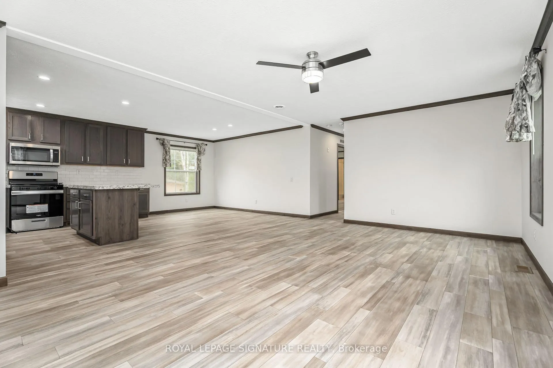 Photo 10 of 20 Briar Wood Place, Innisfil, Rural Innisfil — HOMEH