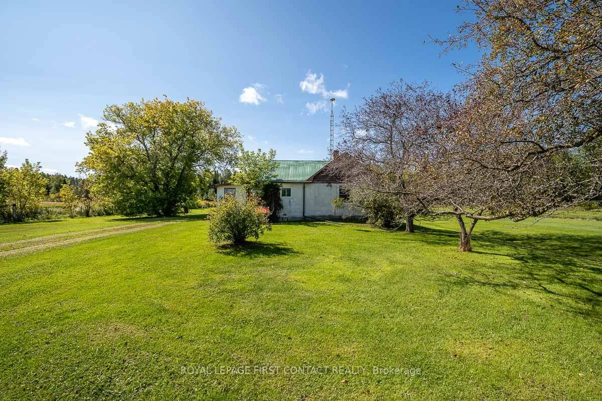 Photo 4 of 3828 George Johnston Road, Springwater, Rural Springwater — HOMEH