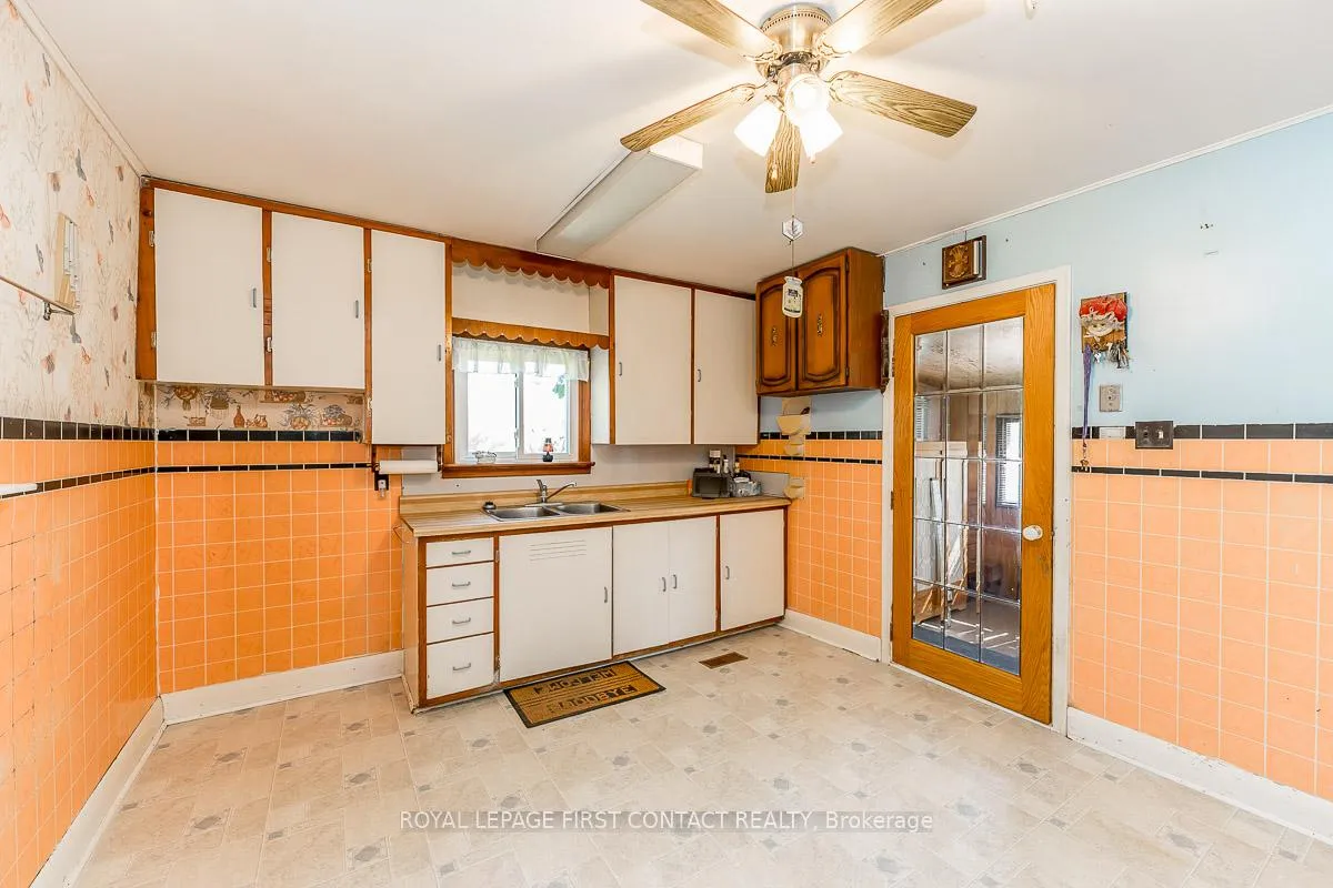 Photo 14 of 3828 George Johnston Road, Springwater, Rural Springwater — HOMEH