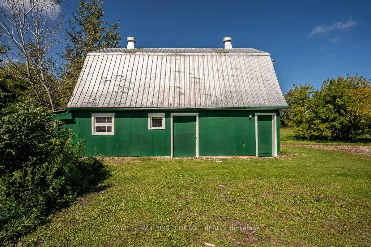 Photo 29 of 3828 George Johnston Road, Springwater, Rural Springwater — HOMEH