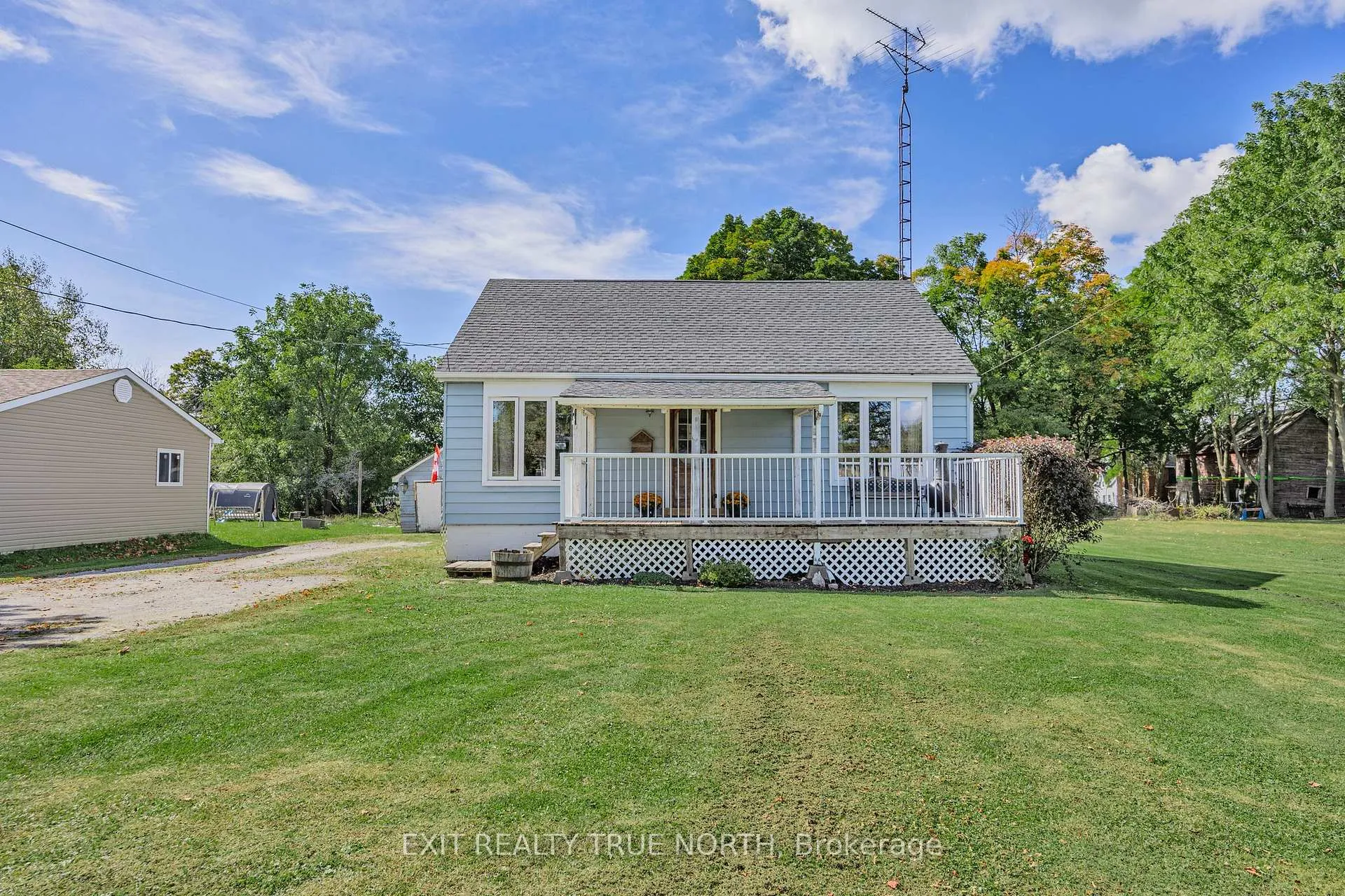 Photo 1 of 2808 Perry Avenue, Ramara, Brechin — HOMEH