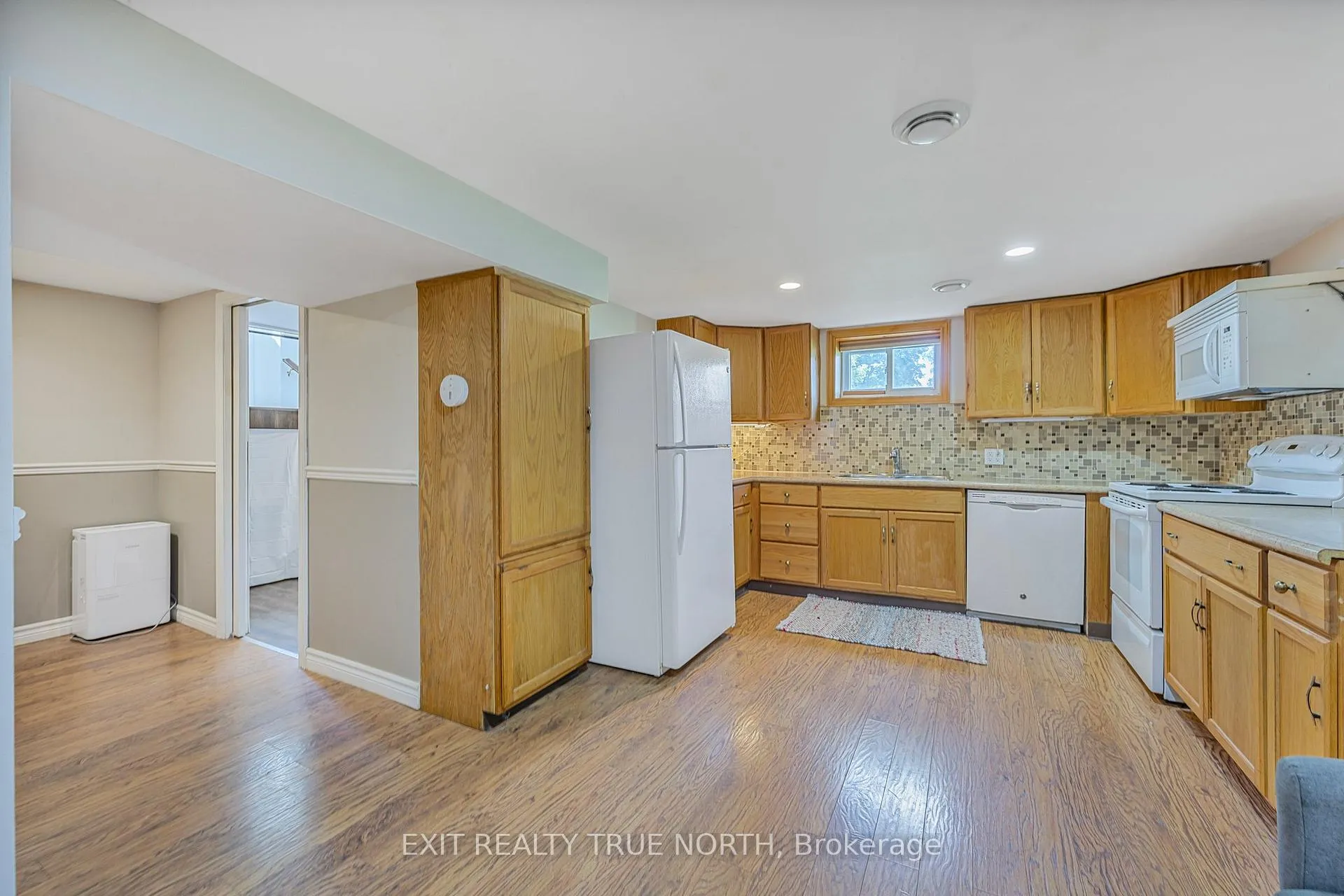 Photo 18 of 2808 Perry Avenue, Ramara, Brechin — HOMEH