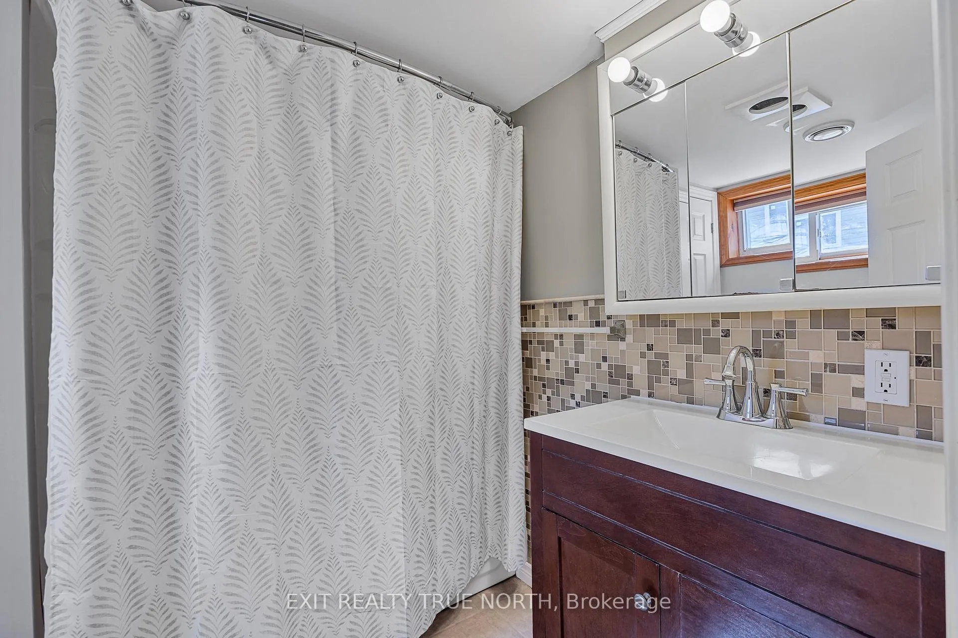 Photo 20 of 2808 Perry Avenue, Ramara, Brechin — HOMEH