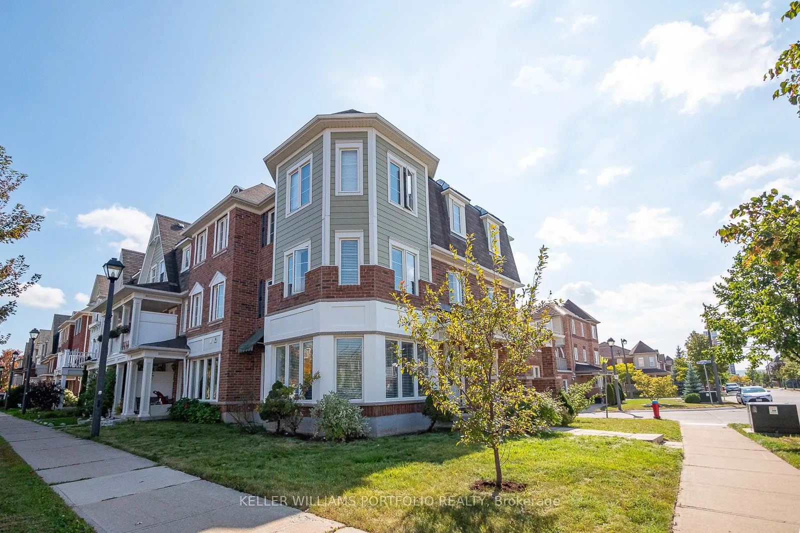 Photo 2 of 650 Holly Avenue, Milton, Coates — HOMEH