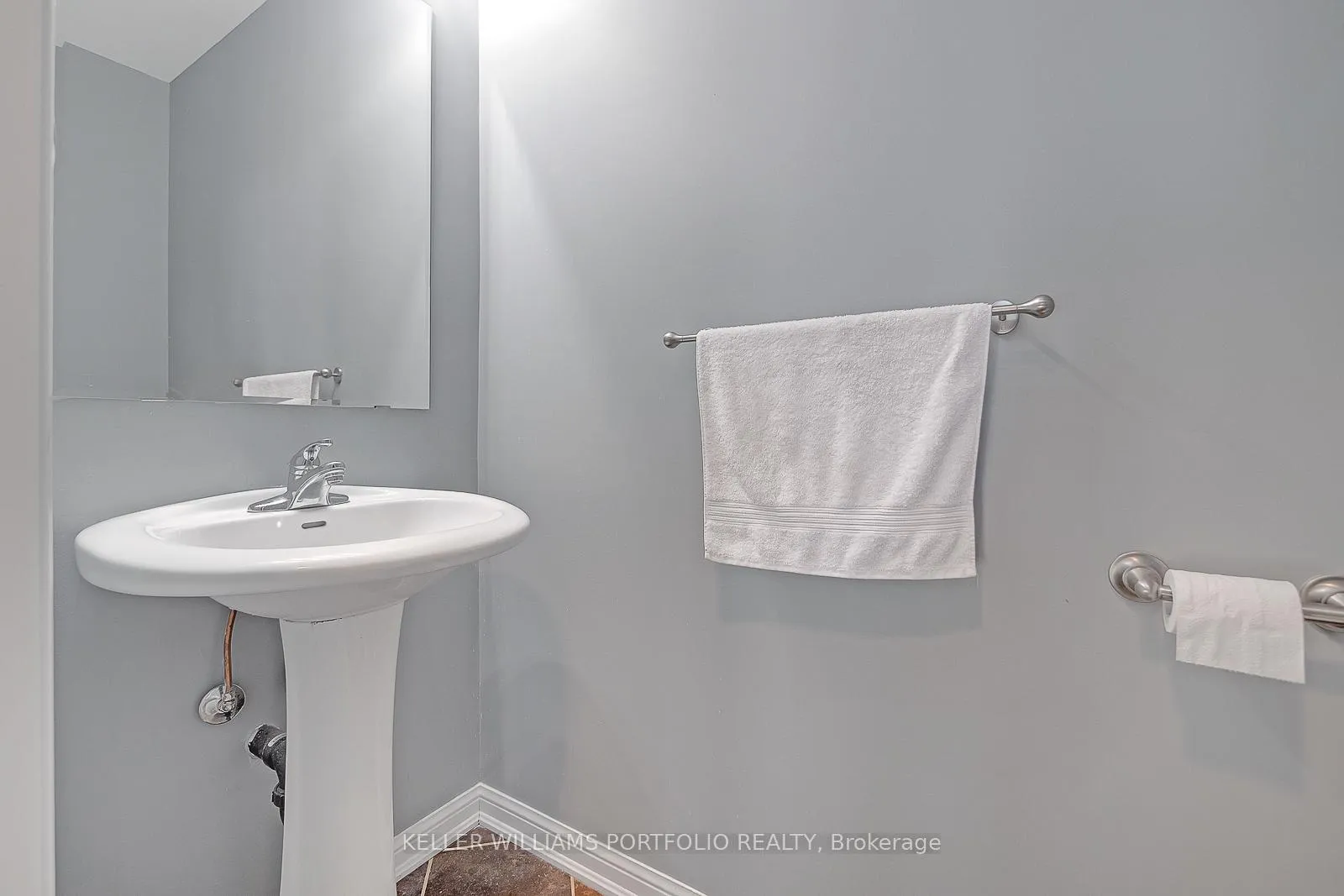 Photo 13 of 650 Holly Avenue, Milton, Coates — HOMEH