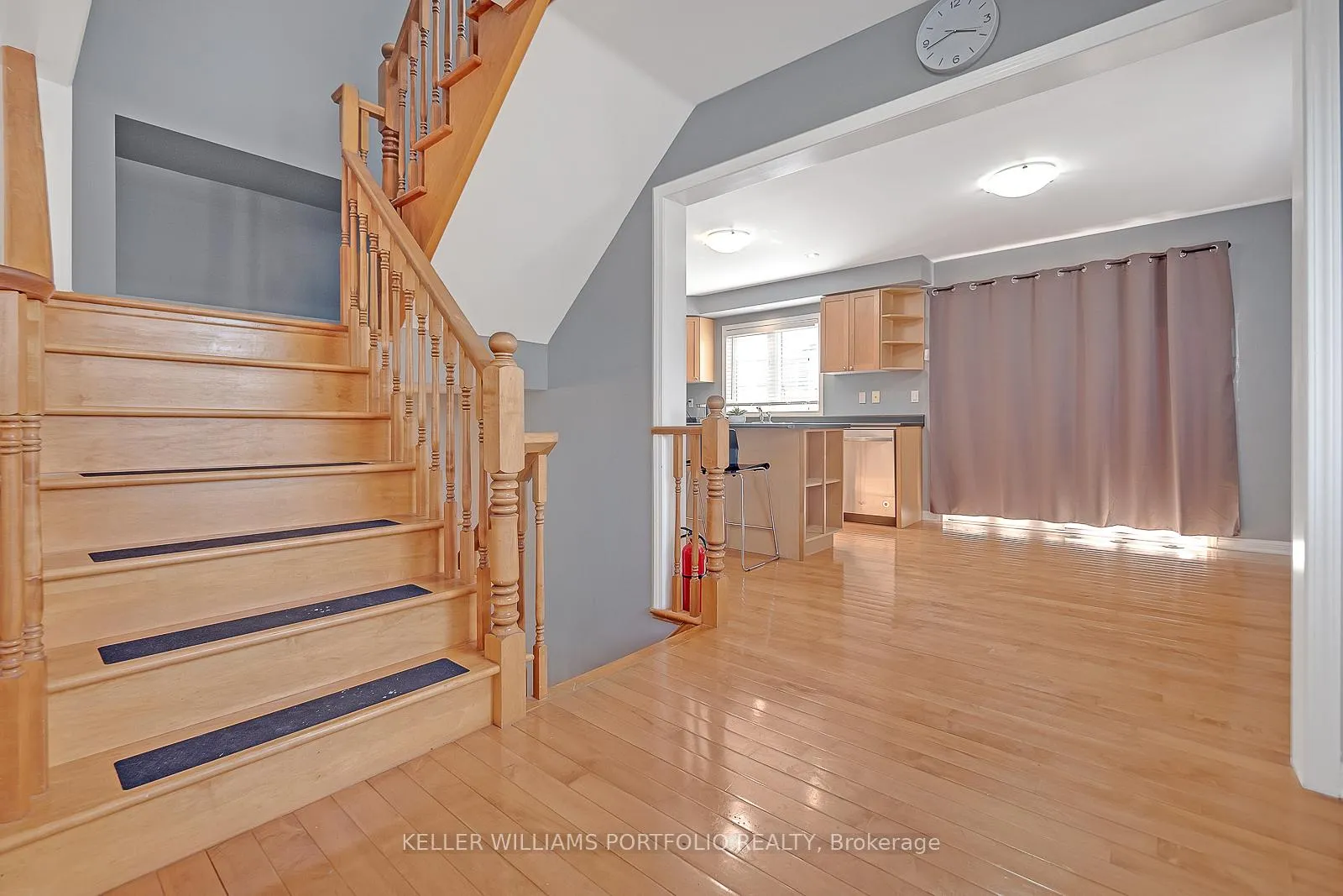 Photo 19 of 650 Holly Avenue, Milton, Coates — HOMEH