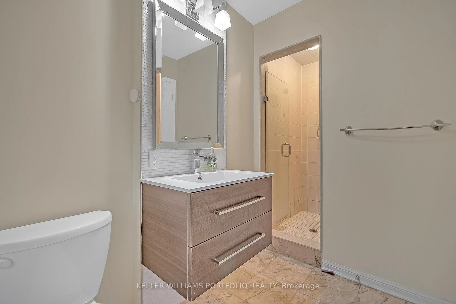 Photo 39 of 650 Holly Avenue, Milton, Coates — HOMEH