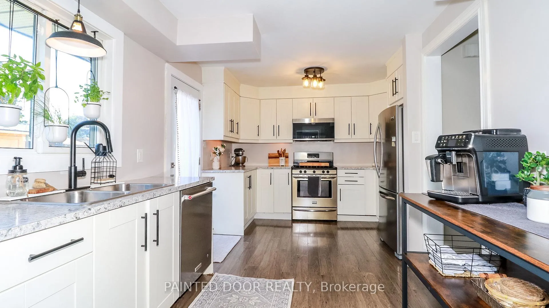 Photo 9 of 27 Highcroft Road, Barrie, Allandale Heights — HOMEH