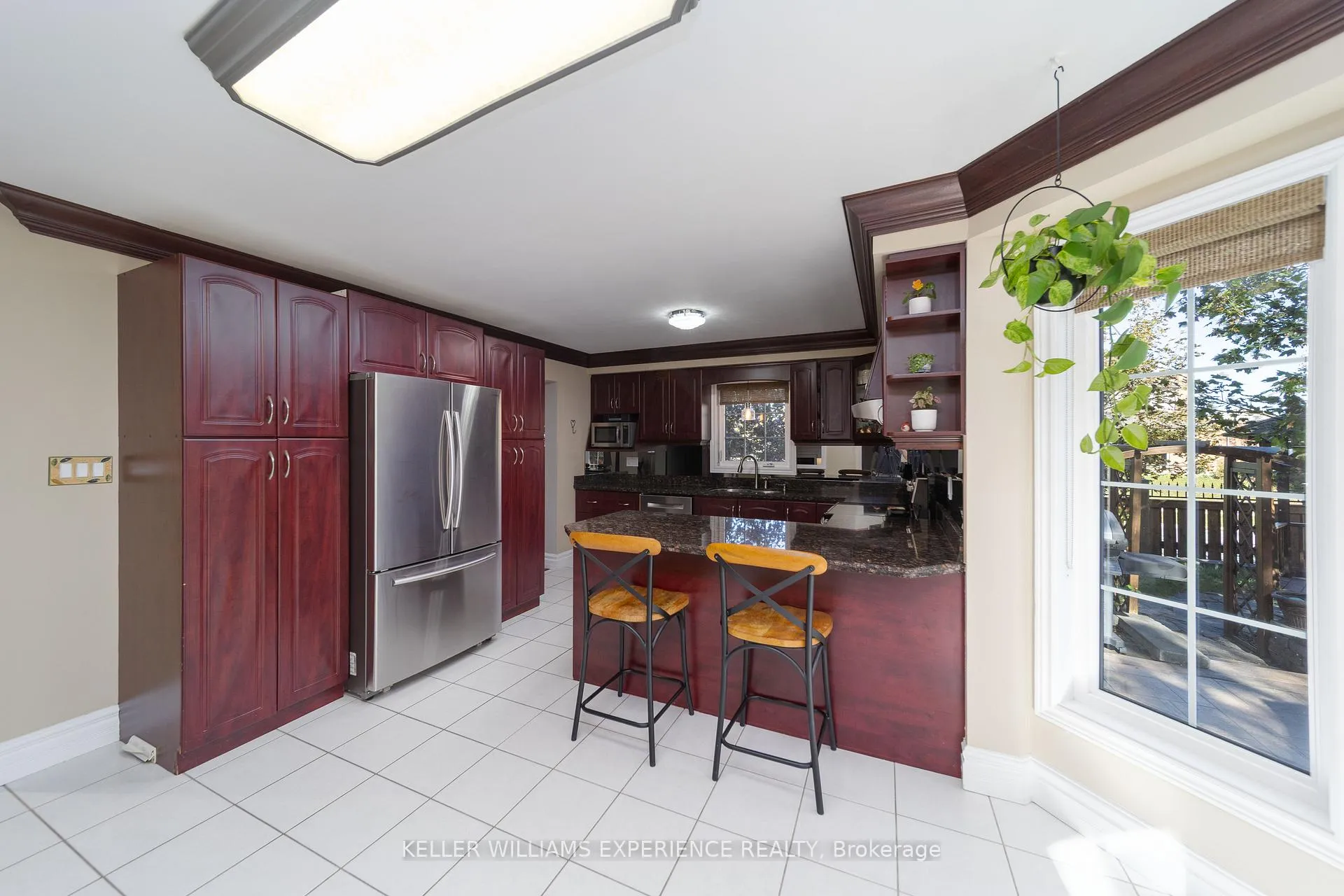 Photo 9 of 175 Hanmer Street W, Barrie, West Bayfield — HOMEH