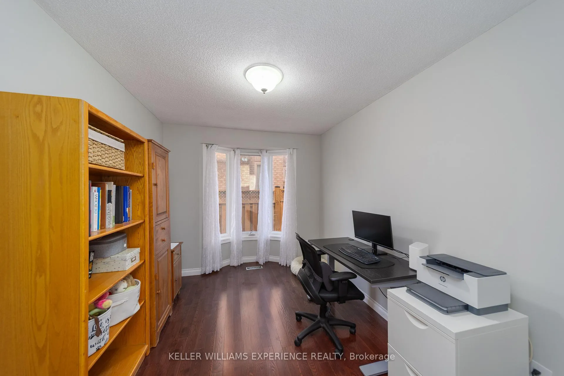 Photo 15 of 175 Hanmer Street W, Barrie, West Bayfield — HOMEH