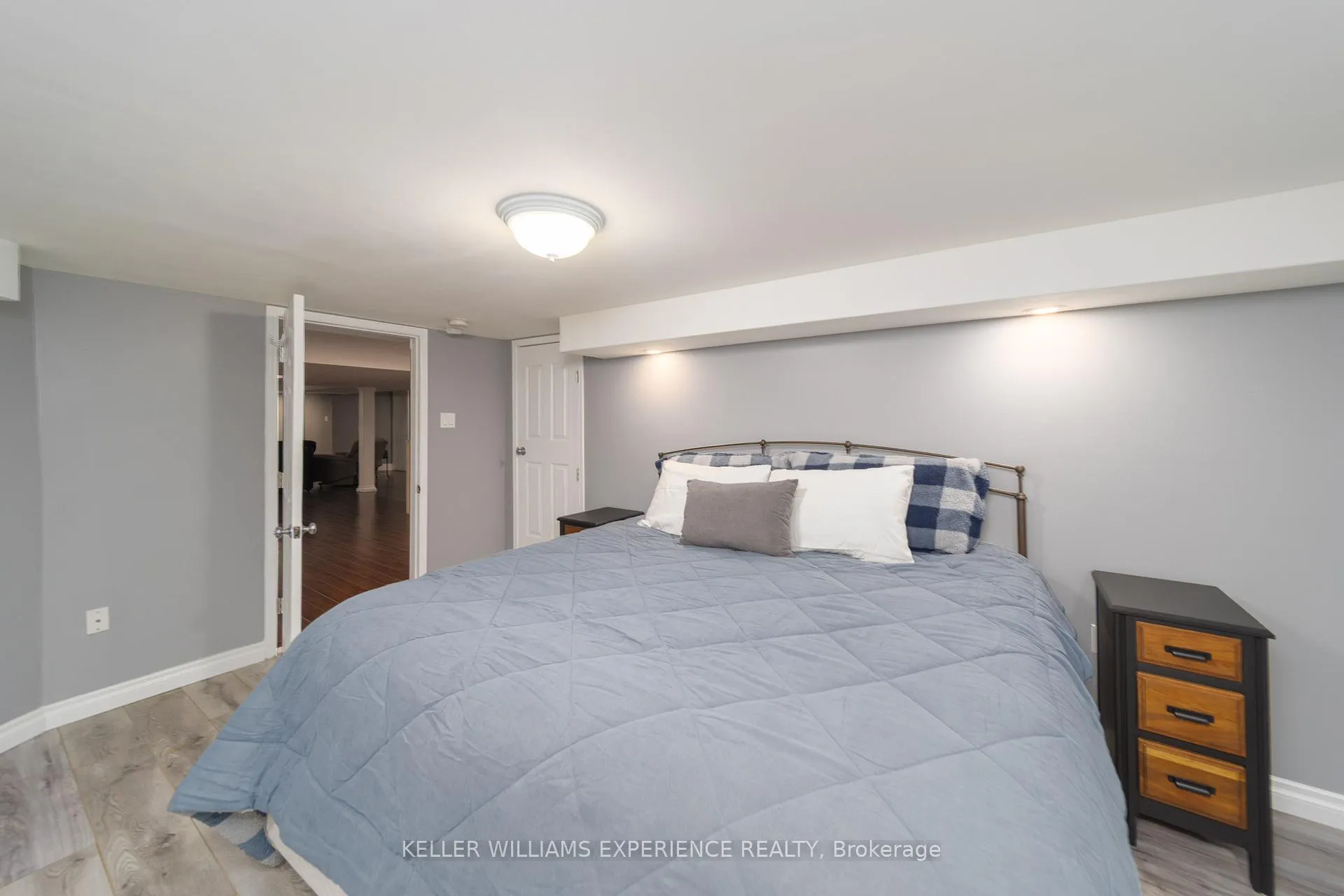 Photo 22 of 175 Hanmer Street W, Barrie, West Bayfield — HOMEH