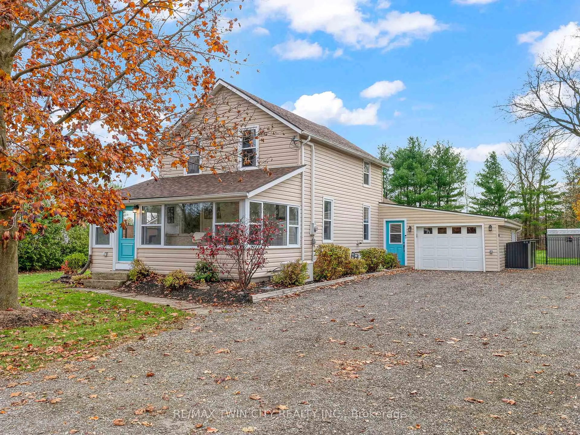 Photo 2 of 235 Oakland Road, Brant, Oakland — HOMEH