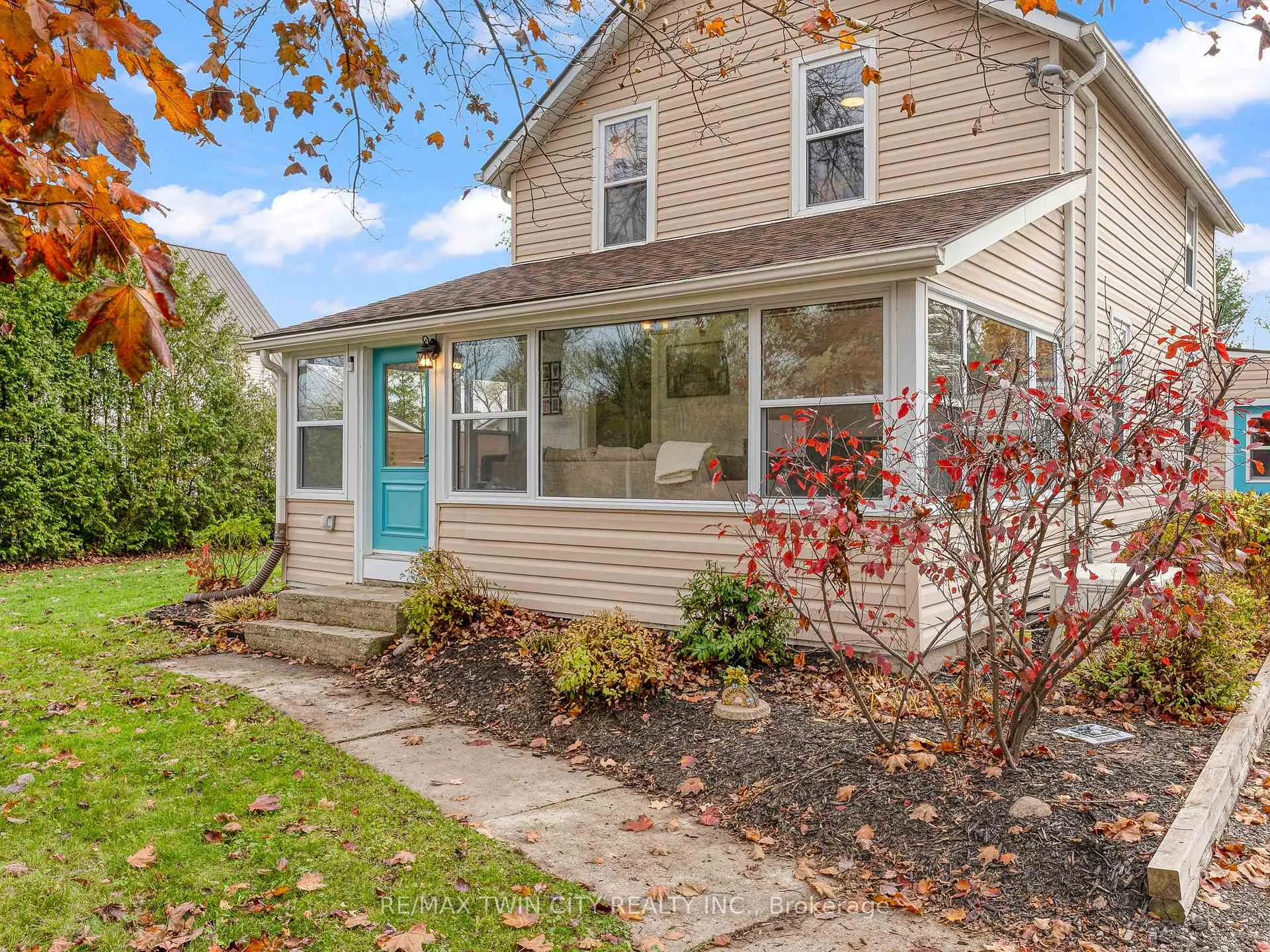 Photo 3 of 235 Oakland Road, Brant, Oakland — HOMEH