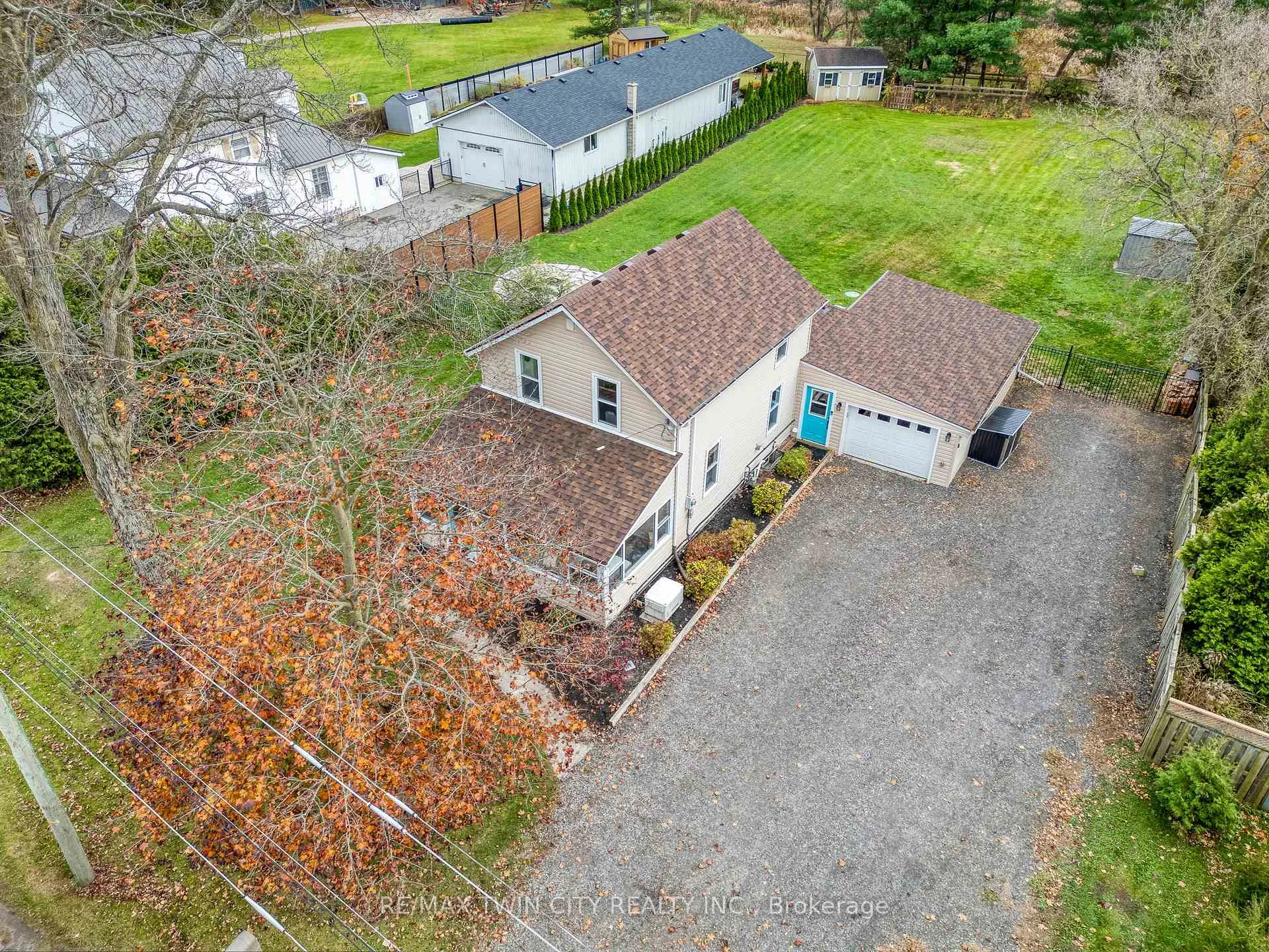 Photo 4 of 235 Oakland Road, Brant, Oakland — HOMEH