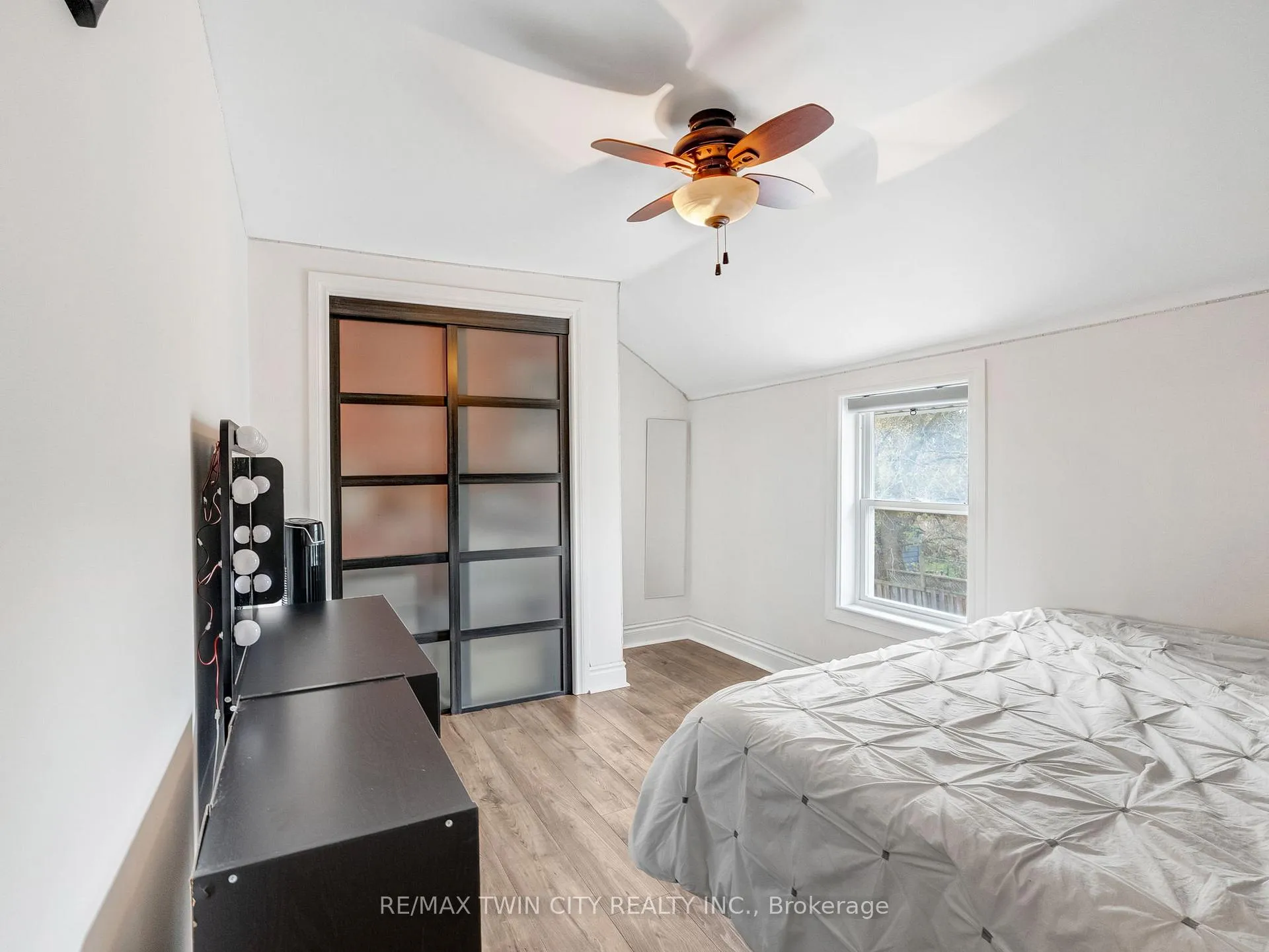 Photo 32 of 235 Oakland Road, Brant, Oakland — HOMEH