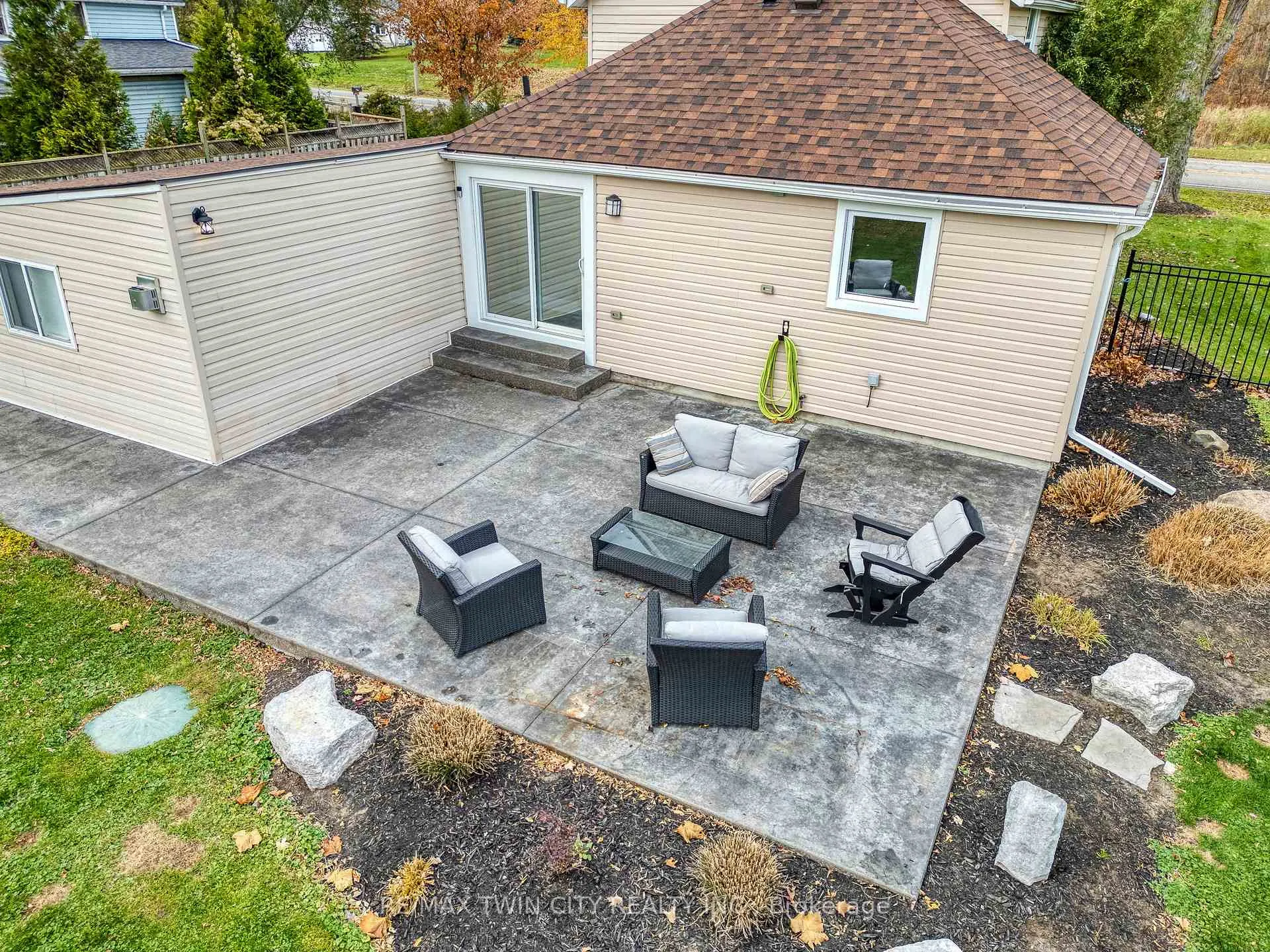 Photo 36 of 235 Oakland Road, Brant, Oakland — HOMEH