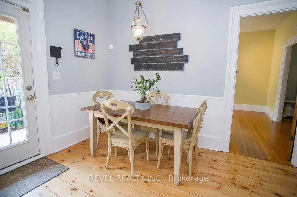 Photo 12 of 386 Maple Avenue S, Brant, Burford — HOMEH