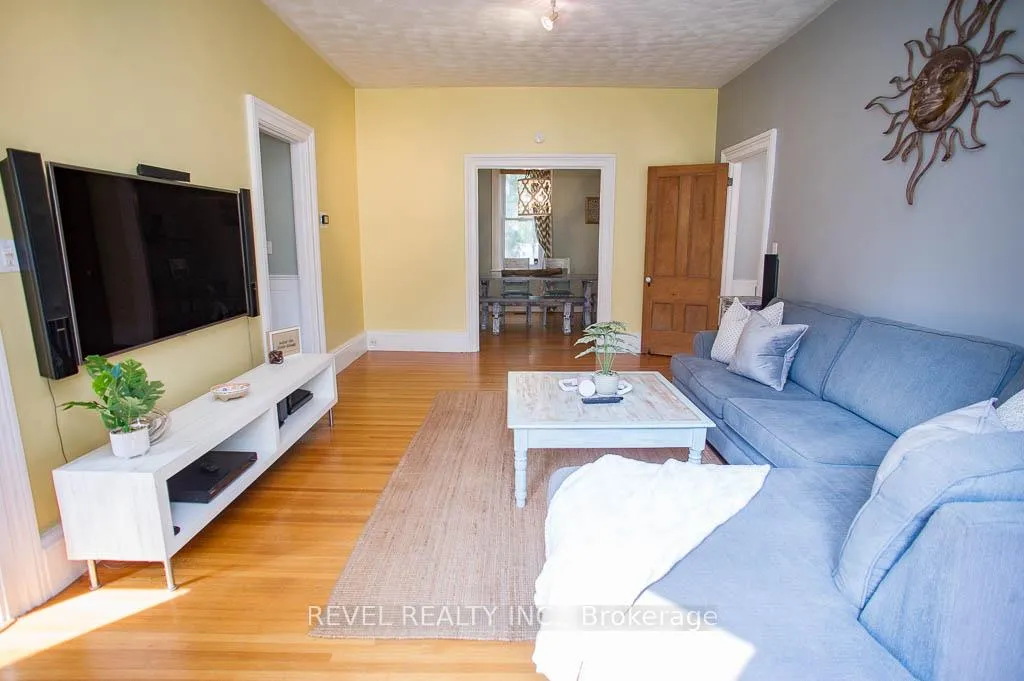 Photo 14 of 386 Maple Avenue S, Brant, Burford — HOMEH