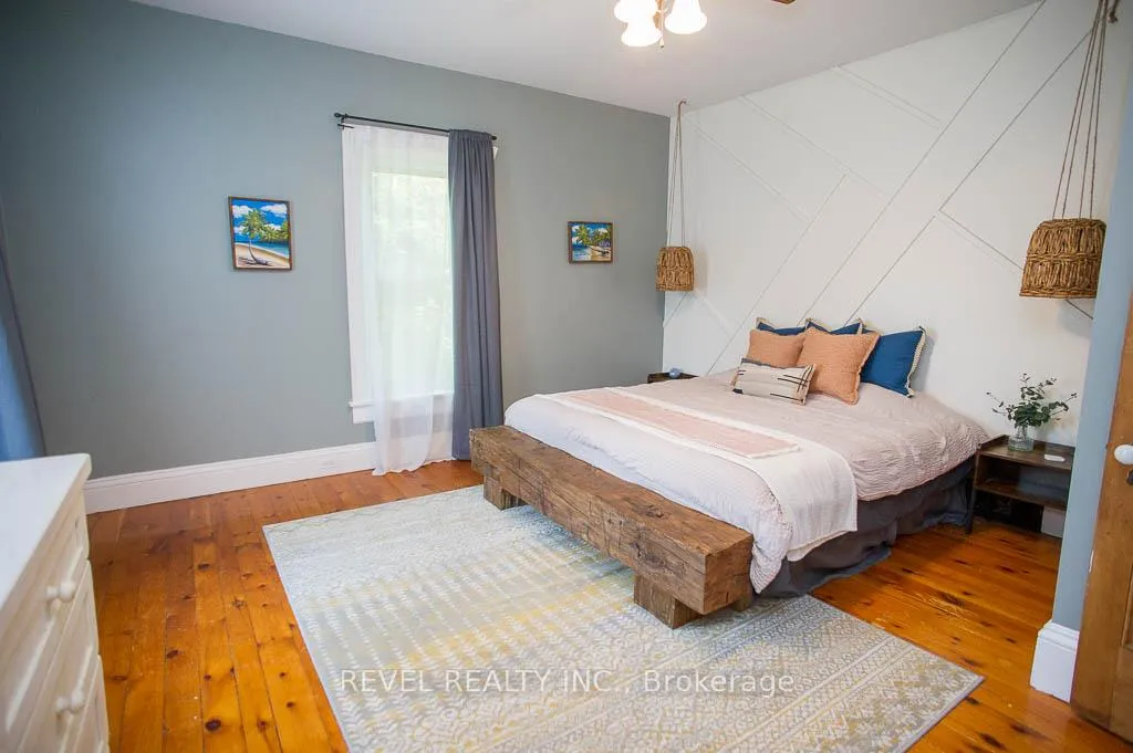 Photo 20 of 386 Maple Avenue S, Brant, Burford — HOMEH
