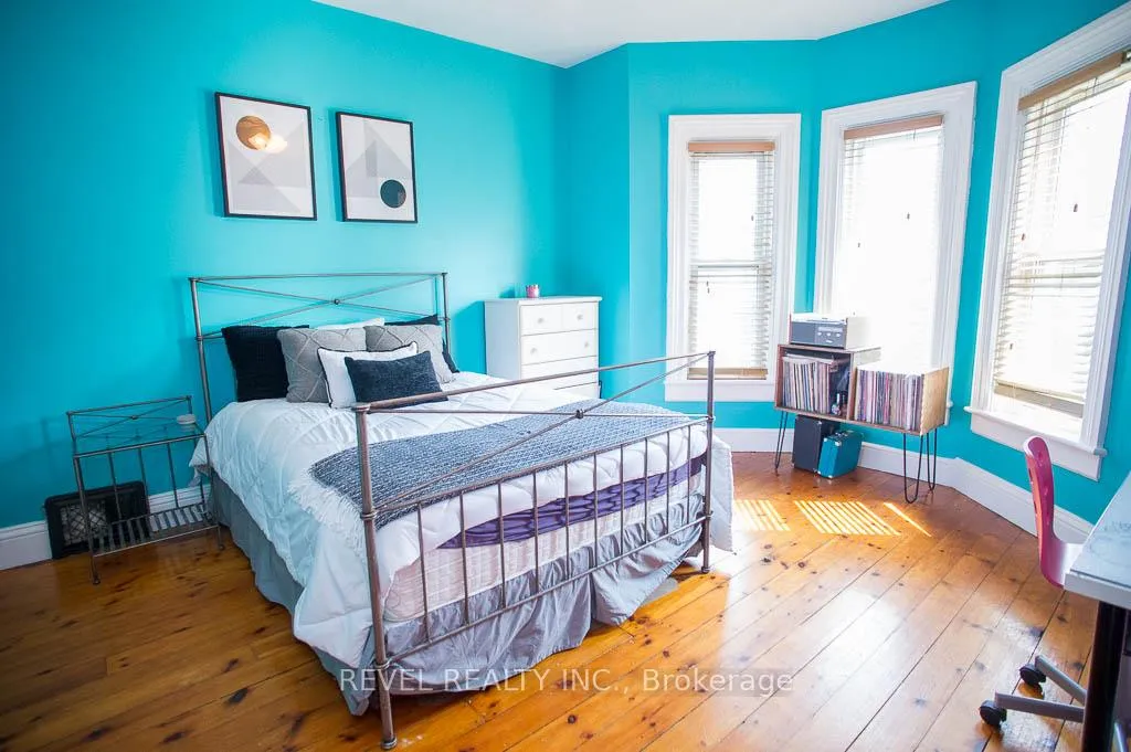 Photo 23 of 386 Maple Avenue S, Brant, Burford — HOMEH