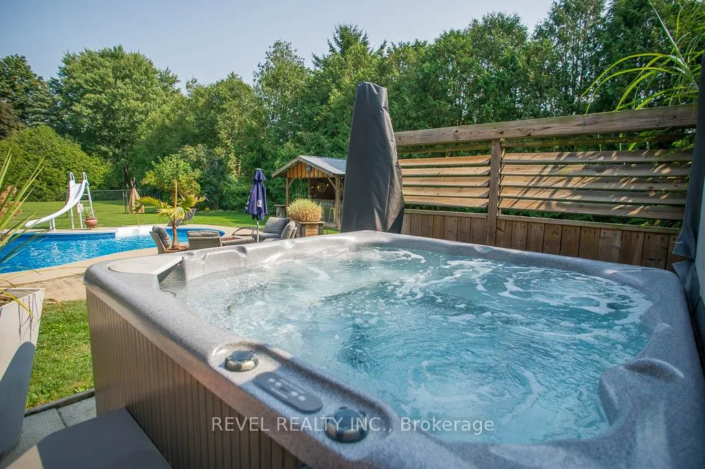 Photo 30 of 386 Maple Avenue S, Brant, Burford — HOMEH