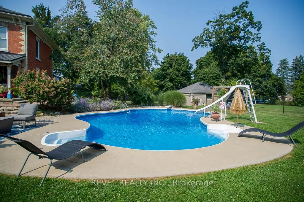 Photo 31 of 386 Maple Avenue S, Brant, Burford — HOMEH