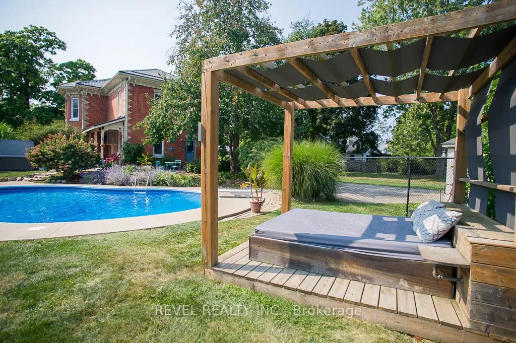 Photo 36 of 386 Maple Avenue S, Brant, Burford — HOMEH