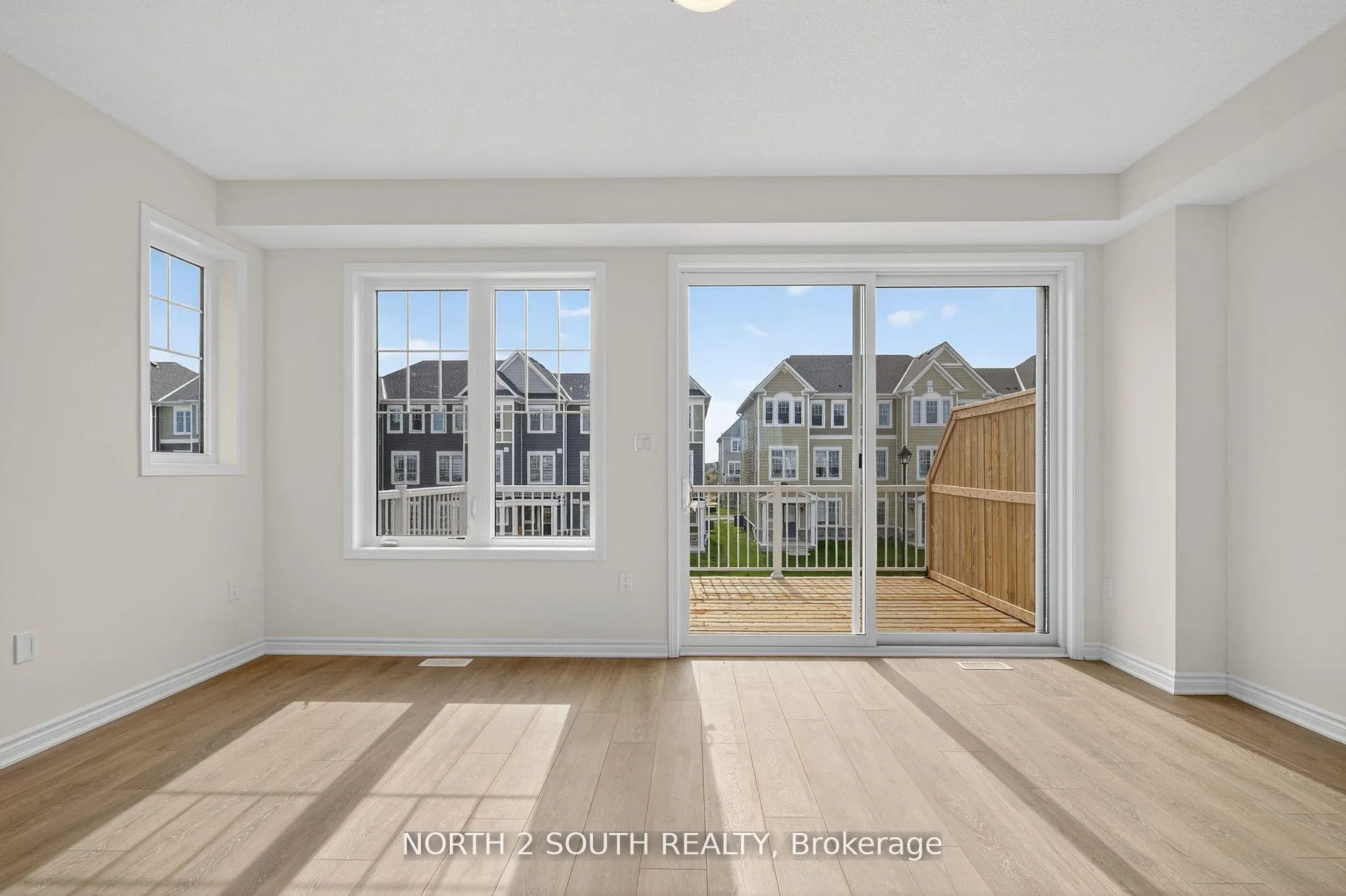 Photo 25 of 11 Lana Circle, Wasaga Beach — HOMEH