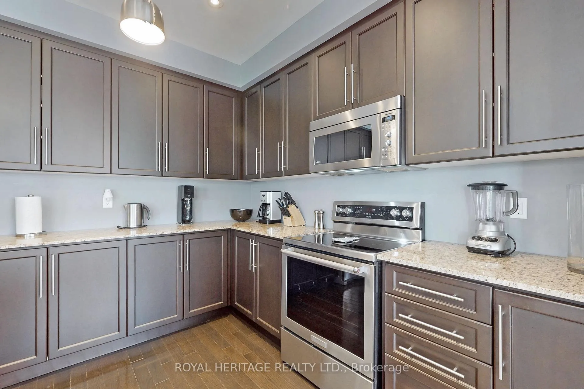 Photo 15 of 103 Alldread Crescent, Clarington, Newcastle — HOMEH