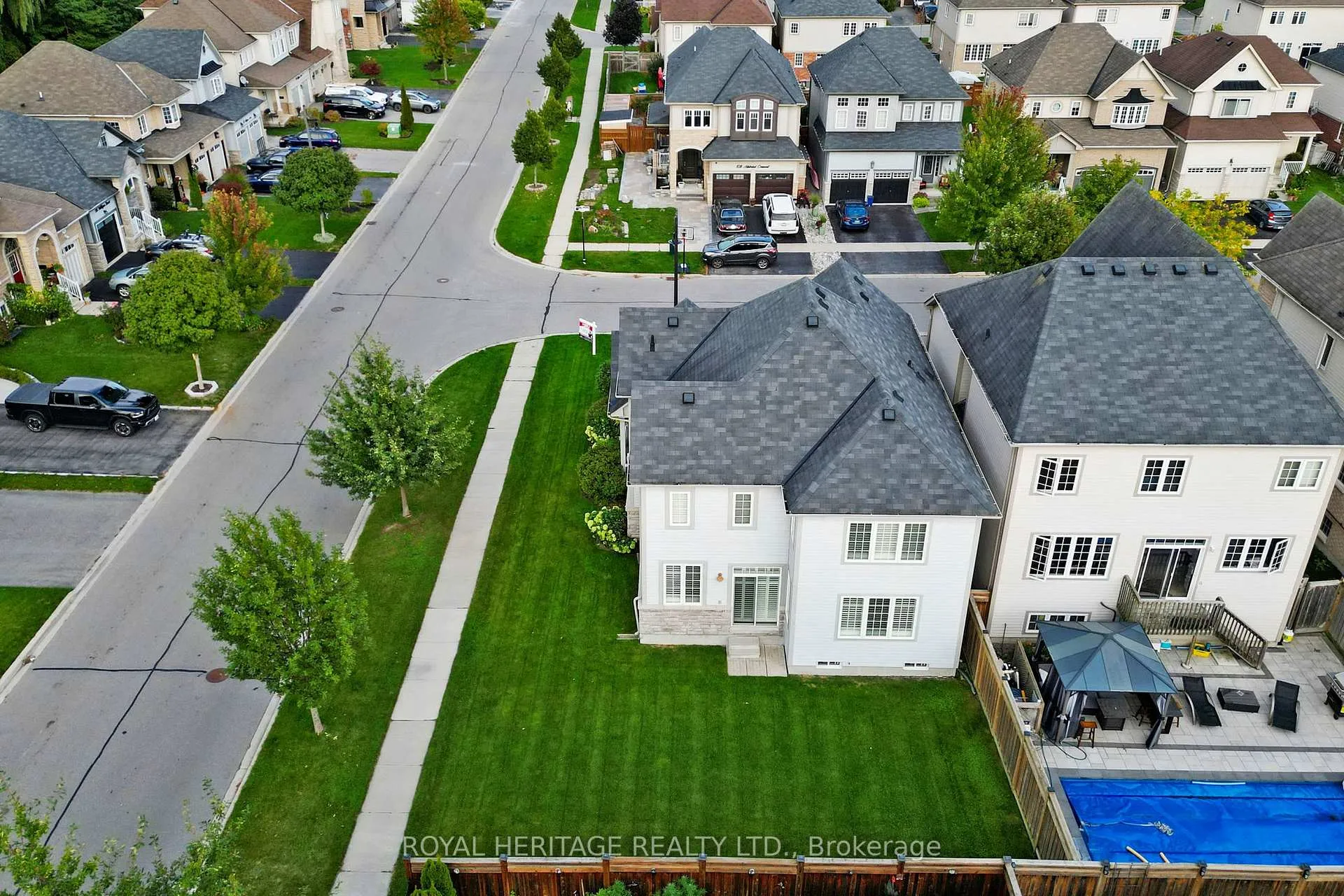 Photo 33 of 103 Alldread Crescent, Clarington, Newcastle — HOMEH