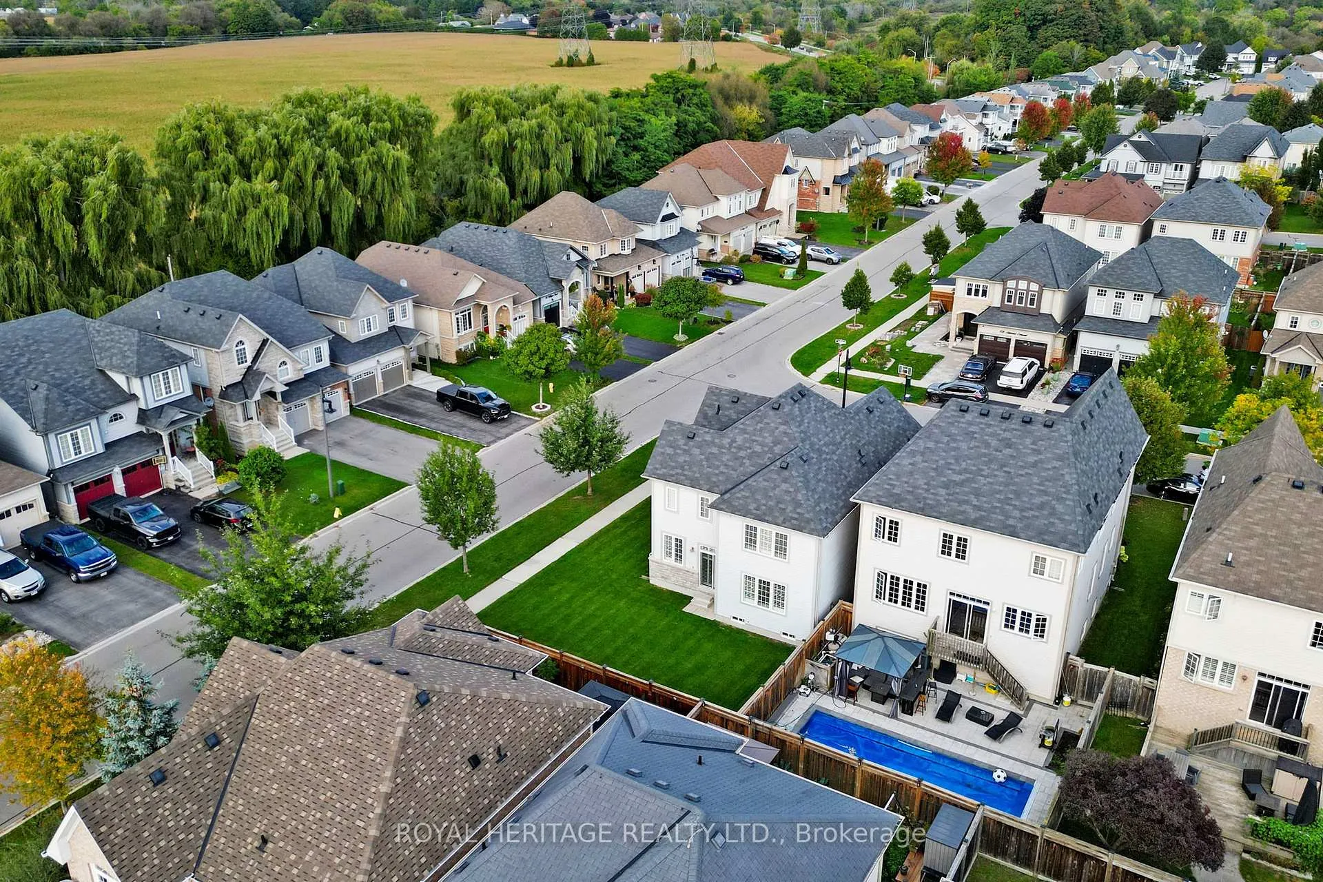 Photo 35 of 103 Alldread Crescent, Clarington, Newcastle — HOMEH