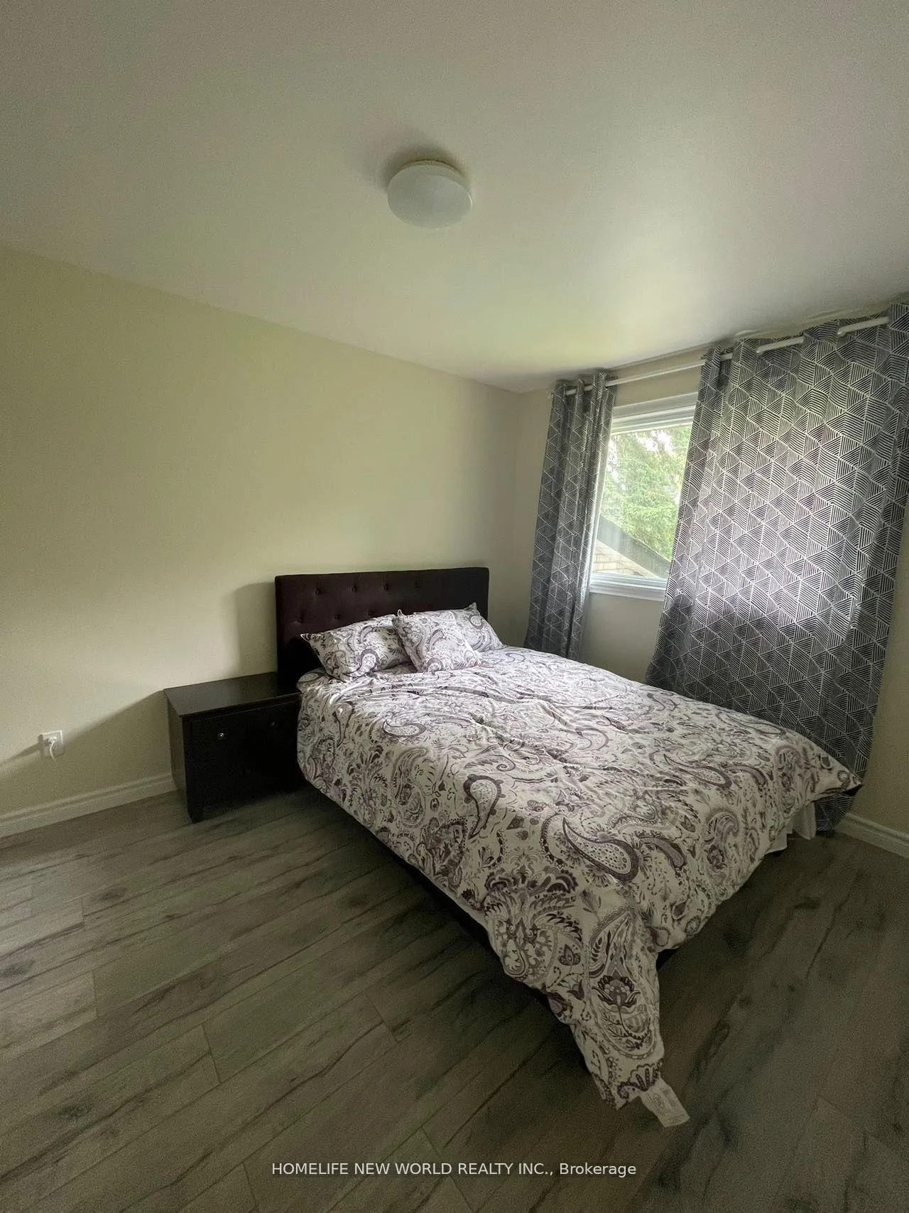 Photo 5 of 862 Hillcrest Road, Pickering, West Shore — HOMEH
